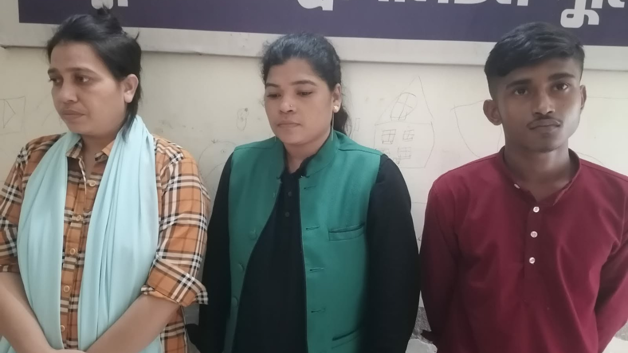 আইনজীবীকে আটক রেখে ৫ লাখ টাকা চাঁদা দাবি, গ্রেপ্তার ৩
