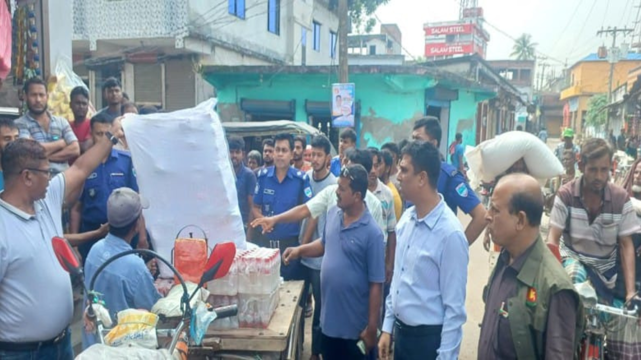 কেশবপুরে ভেজাল শিশুখাদ্য বিক্রিতে ইত্যাদি স্টোরকে ২ লাখ টাকা জরিমানা