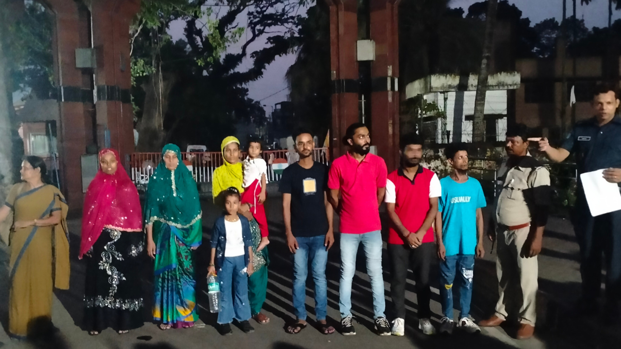 সাজা শেষে ভারত থেকে ফিরল ৯ বাংলাদেশি