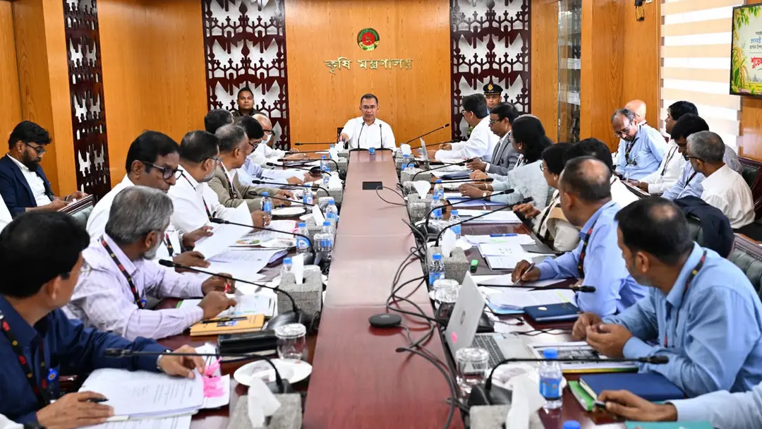 আমদানি নির্ভরতা কমিয়ে কৃষি উৎপাদন বাড়ানোর তাগিদ প্রধানমন্ত্রীর