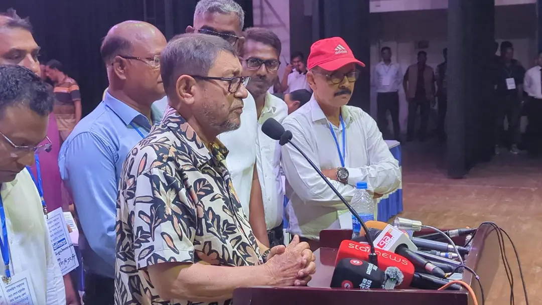 বঙ্গোপসাগরের নিচে বিপুল গ্যাসের ভাণ্ডার রয়েছে : স্বাস্থ্যমন্ত্রী