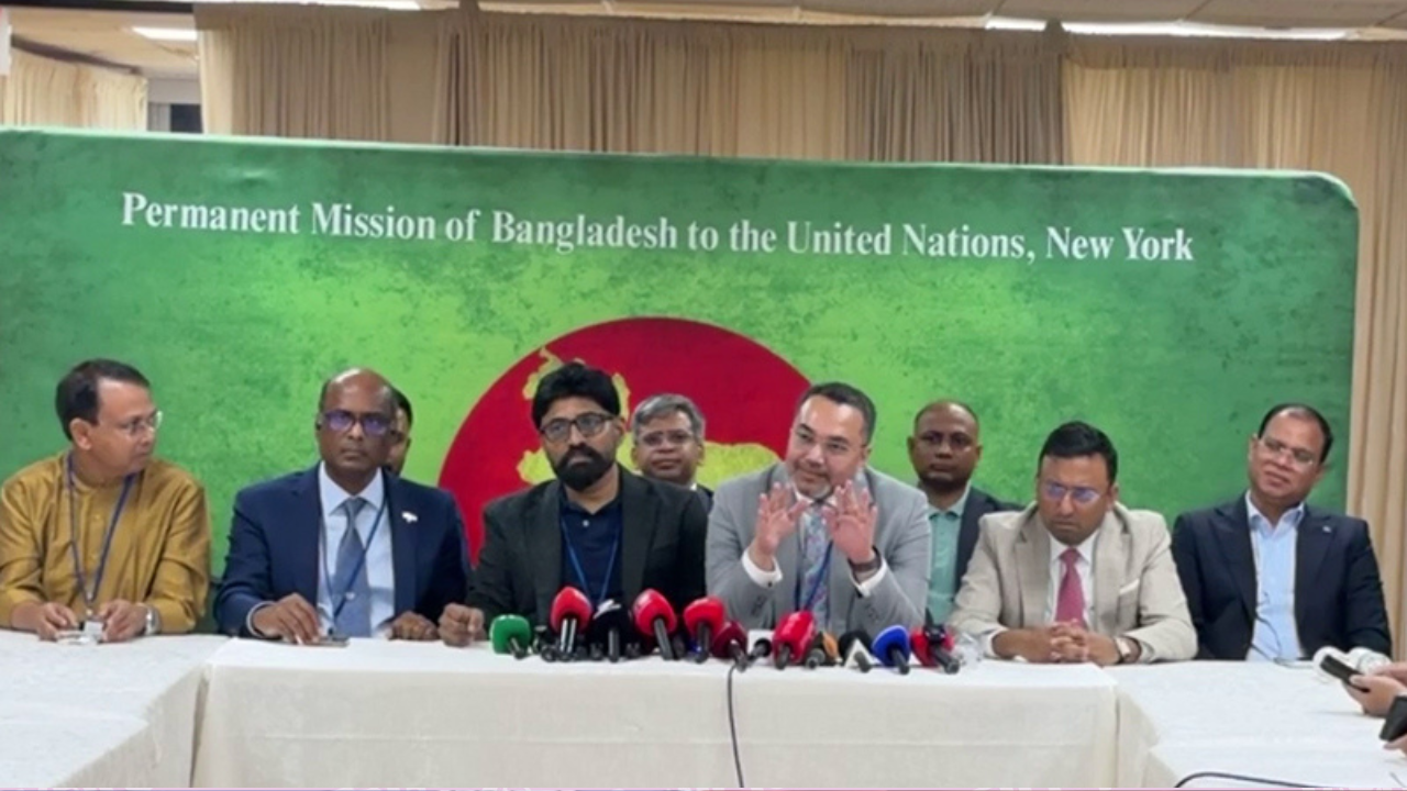 প্রধানমন্ত্রীর নিউইয়র্কে ১১ দেশের সঙ্গে দ্বিপক্ষীয় বৈঠক, ৩০ কর্মসূচি অনুষ্ঠিত