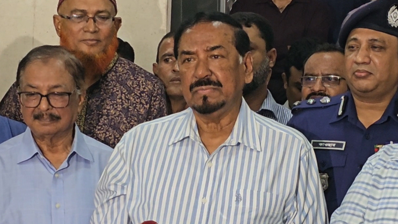 ভারতের সঙ্গে বাংলাদেশের সম্পর্ক হবে সমমর্যাদার ভিত্তিতে : স্পিকার