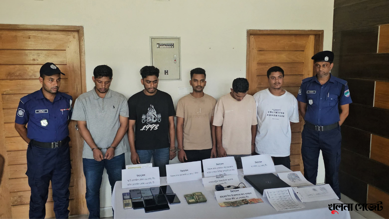 বাগেরহাটে বায়োমেট্রিক জালিয়াতির মাধ্যমে সিম রিপ্লেসমেন্ট ও অর্থ হাতানো চক্রের ৯ সদস্য গ্রেপ্তার