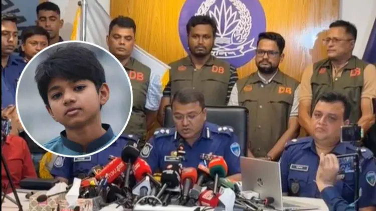 আইফোন ছিনিয়ে নিতেই অপ্রতিমকে পিটিয়ে হত্যা