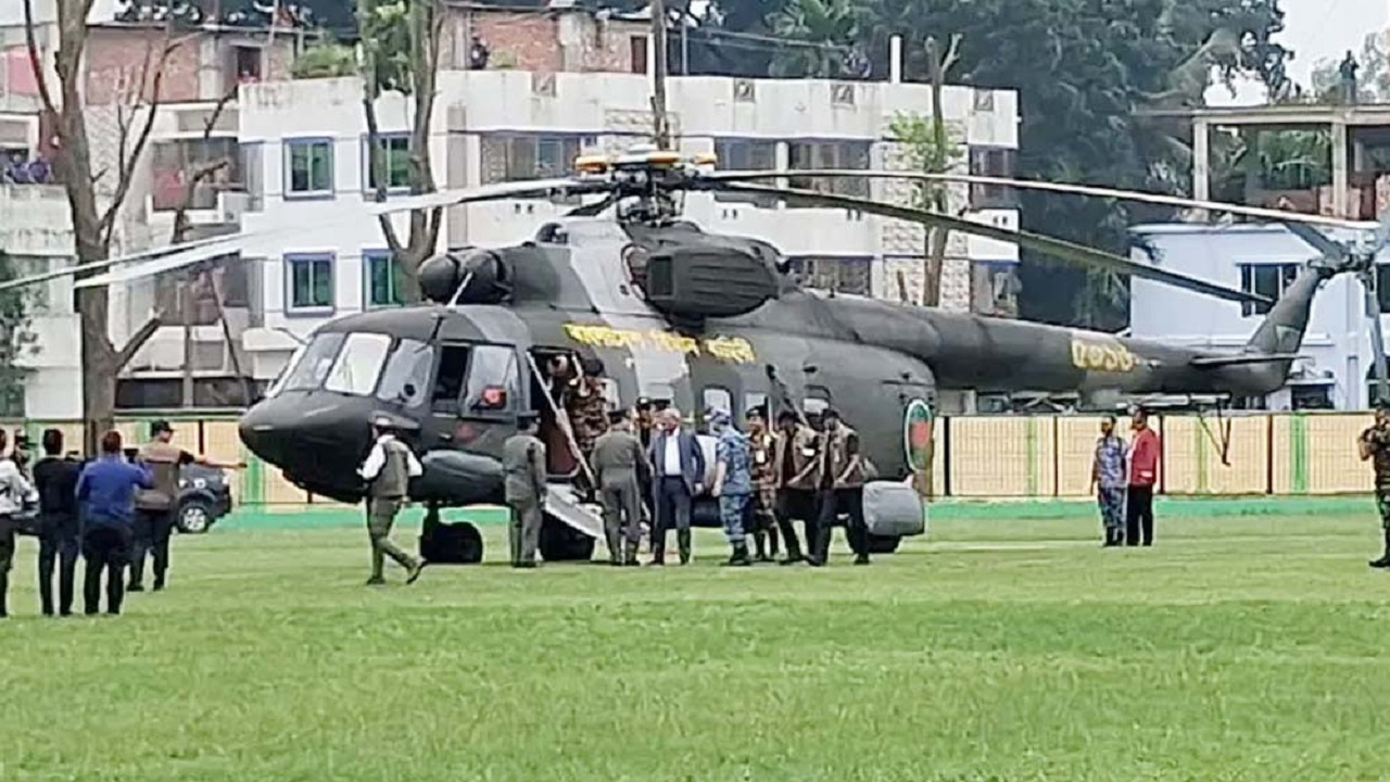 নিজ জেলা ঠাকুরগাঁওয়ে পৌঁছেছেন রাষ্ট্রপতি