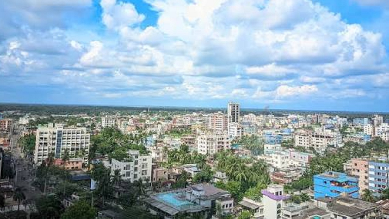 দুই মুখের নগরী : শিল্পের চিমনি আর সুন্দরবনের শ্বাসের মধ্যে খুলনার পথ খোঁজা