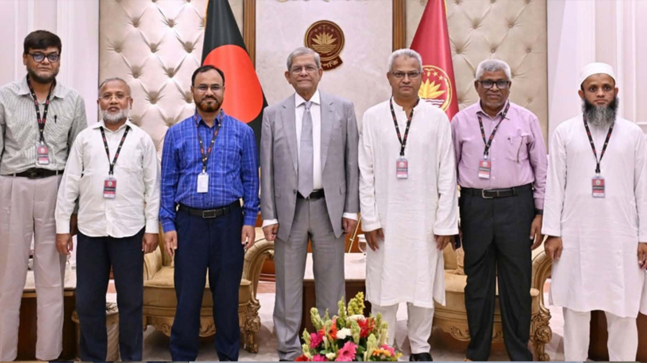 এআই ব্যবহারে পরিমিত হওয়ার আহ্বান জানালেন রাষ্ট্রপতি