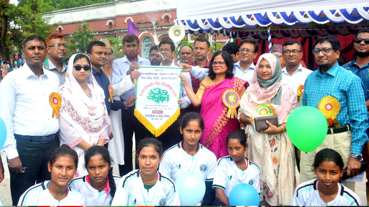 খুলনায় ৫৩তম গ্রীষ্মকালীন ক্রীড়া প্রতিযোগিতার উদ্বোধন