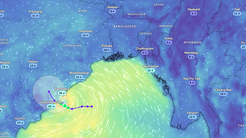 মোংলা থেকে ৭২০ কিঃমিঃ দূরে গভীর নিম্নচাপ, বৃদ্ধি পাচ্ছে বাতাসের গতিবেগ