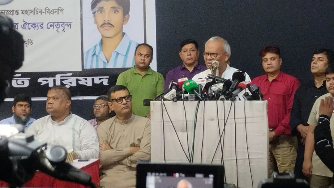 সরকার অন্যায়ের বিরুদ্ধে শক্ত পদক্ষেপ নিলে জনগণ পাশে থাকবে : রিজভী