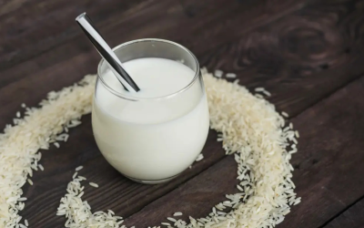 ত্বকে রাইস ওয়াটার ব্যবহার করলে কী হয়?
