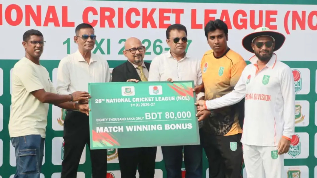 বরিশালের ব্যাটিং ব্যর্থতা, ইনিংস ব্যবধানে জয় খুলনার