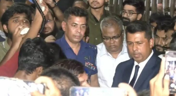 হাসপাতালে চুয়েট ভিসি, সুস্থ হয়ে দ্রুত ক্যাম্পাসে ফেরার পরামর্শ সরকারের