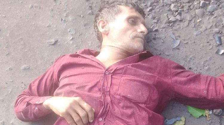 ডুমুরিয়ায় ইমাদ পরিবহনের ধাক্কায় স্বর্ণ ব্যবসায়ীর মৃত্যু